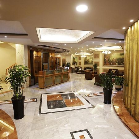 Camelot Hotel Джуния Экстерьер фото