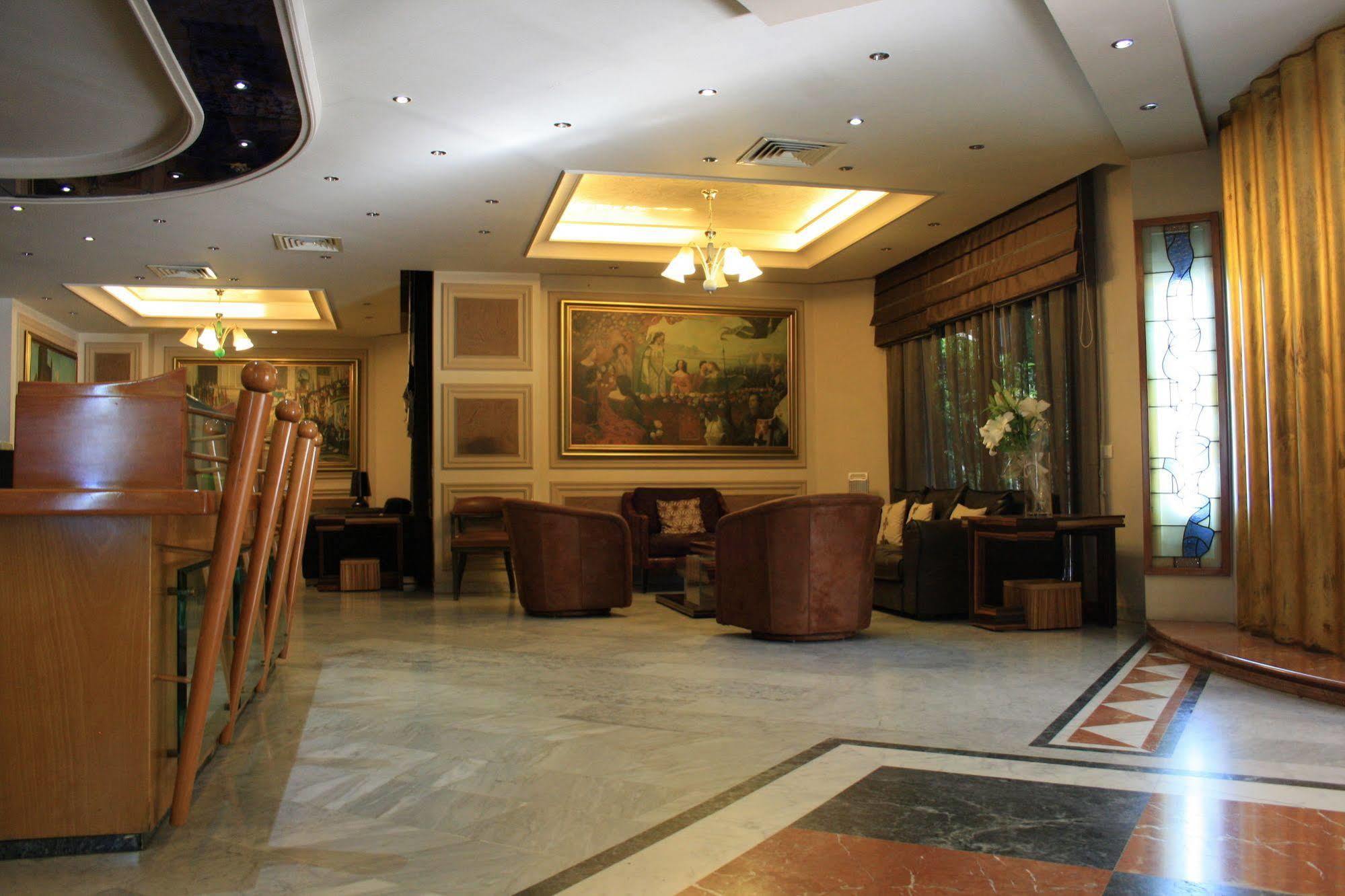 Camelot Hotel Джуния Экстерьер фото